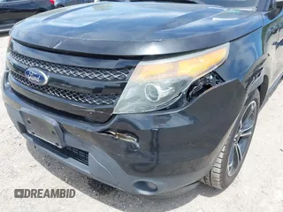 2013 Ford Explorer Sport z VIN 1FM5K8GT5DGB96511, wystawiony jako IAAI lot #42307428 z przebiegiem 178 048 mil mil oraz . Historia ofert i sprzedaży dostępna na DreamBid. Obrazek 6.