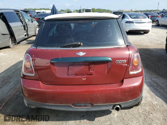 2007 MINI Hardtop z VIN WMWMF335X7TT55336, wystawiony jako Copart lot #51109595 z przebiegiem 132 358 mil mil oraz Czysty tytuł • Clean title. Historia ofert i sprzedaży dostępna na DreamBid. Obrazek 6.