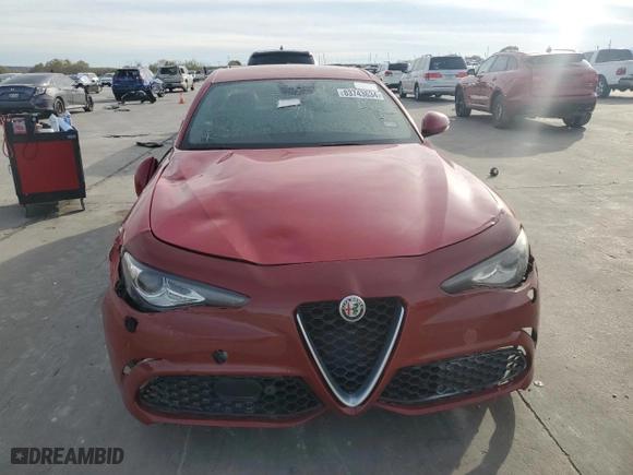 2021 Alfa Romeo Giulia with VIN ZARFAMAN9M7639831, listed as a Copart auction lot 83743634 with 0 mi miles and Clean Title. Bid and sale history available at carsss.com. Image 5.