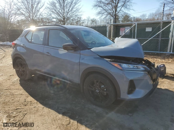 2022 Nissan Kicks SR with VIN 3N1CP5DV4NL489396, listed as a Copart auction lot 45162275 with 34,968 mi miles and Salvage Title. Bid and sale history available at carsss.com. Image 4.