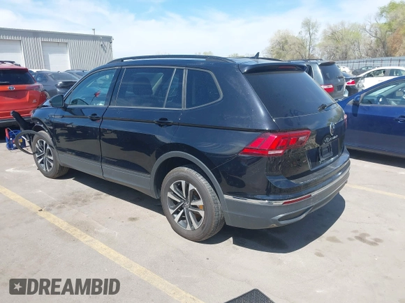 2023 Volkswagen Tiguan S с VIN 3VVRB7AX4PM072320, выставлен на аукционе IAAI как лот 41967612 с пробегом 10 029 миль миль и . История ставок и продаж доступна на DreamBid. Изображение 3.