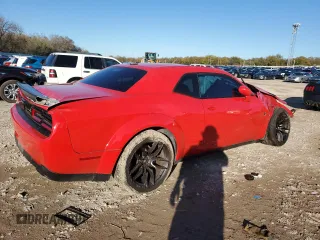 2019 Dodge Challenger R/T Scat Pack Widebody z VIN 2C3CDZFJ3KH694658, wystawiony jako Copart lot #81428584 z przebiegiem Nie podano mil oraz Szkoda całkowita • Salvage title. Historia ofert i sprzedaży dostępna na DreamBid. Obrazek 3.