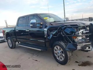 2020 Ford Super Duty F-250 SRW XL with VIN 1FT7W2BT5LEE67857, listed as a IAAI auction lot 41354899 with 92,427 mi miles. Bid and sale history available at carsss.com. Image 13.