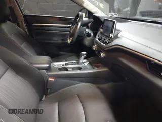 2019 Nissan Altima SV z VIN 1N4BL4DV1KC125884, wystawiony jako IAAI lot #42204200 z przebiegiem 75 388 mil mil oraz . Historia ofert i sprzedaży dostępna na DreamBid. Obrazek 5.