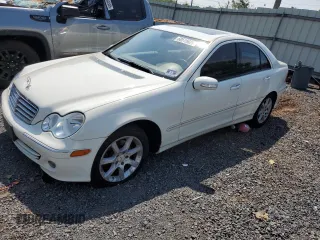 2007 Mercedes-Benz C 280 Luxury with VIN WDBRF92H67F923814, listed as a Copart auction lot 60515625 with 87,502 mi miles and Salvage title. Bid and sale history available at DreamBid. Image 1.