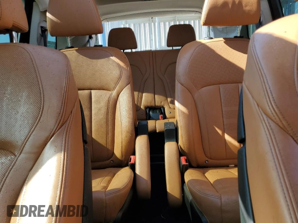 2020 BMW X7 xDrive40i z VIN 5UXCW2C08L9B92949, wystawiony jako Copart lot #55934825 z przebiegiem Nie podano mil oraz Szkoda całkowita • Salvage title. Historia ofert i sprzedaży dostępna na DreamBid. Obrazek 10.