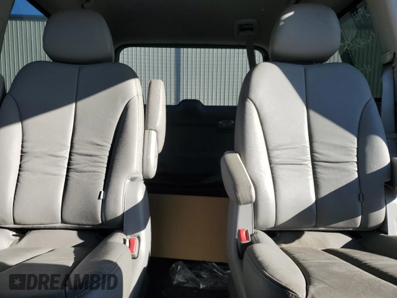 2014 Kia Sedona EX with VIN KNDMH4C70E6540155, listed as a Copart auction lot 83332344 with 74,456 mi miles and Non Repairable. Bid and sale history available at carsss.com. Image 10.