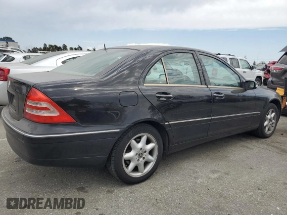 2001 Mercedes-Benz C 230/260/280/320 с VIN WDBRF61J21F056499, выставлен на аукционе Copart как лот 65673225 с пробегом 150 300 миль миль и Чистый • Clean title. История ставок и продаж доступна на DreamBid. Изображение 3.