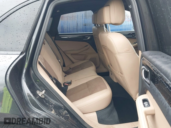 2019 Porsche Macan with VIN WP1AA2A56KLB05844, listed as a IAAI auction lot 41972183 with 44,411 mi miles and . Bid and sale history available at DreamBid. Image 8.