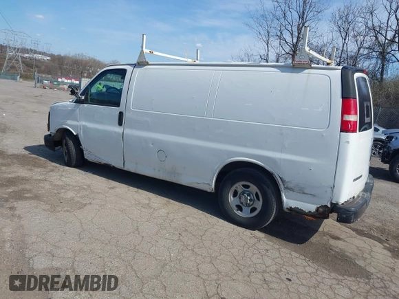 2006 Chevrolet Express Cargo Van with VIN 1GCFG15X861106359, listed as a IAAI auction lot 41847444 with 240,417 mi miles. Bid and sale history available at carsss.com. Image 3.