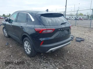 2023 Ford Escape Active with VIN 1FMCU9GN7PUA04116, listed as a IAAI auction lot 42131025 with 43,906 mi miles and . Bid and sale history available at carsss.com. Image 3.