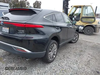 2021 Toyota Venza LE with VIN JTEAAAAH7MJ060526, listed as a IAAI auction lot 42084173 with 39,013 mi miles and . Bid and sale history available at DreamBid. Image 4.