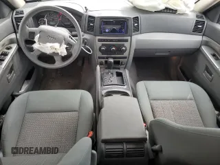 2007 Jeep Grand Cherokee Laredo z VIN 1J8GR48K37C617623, wystawiony jako Copart lot #55875115 z przebiegiem 117 588 mil mil oraz Szkoda całkowita • Salvage title. Historia ofert i sprzedaży dostępna na DreamBid. Obrazek 8.