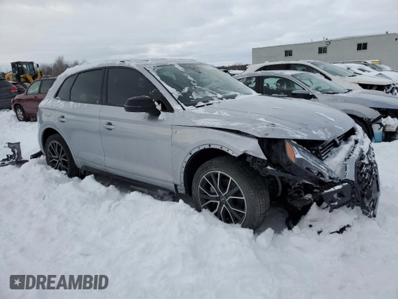 2022 Audi Q5 S line Premium Plus with VIN WA1EAAFY1N2117789, listed as a Copart auction lot 43724325 with 0 mi miles and Salvage Title. Bid and sale history available at carsss.com. Image 4.