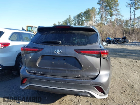 2024 Toyota Highlander LE z VIN 5TDKDRBH3RS531823, wystawiony jako IAAI lot #41769437 z przebiegiem 27 754 mil mil oraz . Historia ofert i sprzedaży dostępna na DreamBid. Obrazek 16.