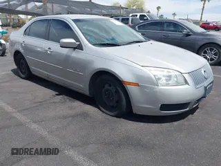2007 Mercury Milan with VIN 3MEHM07Z97R645511, listed as a IAAI auction lot 42101537 with 209,282 mi miles and . Bid and sale history available at carsss.com. Image 1.