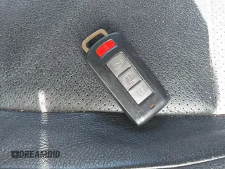 2014 Mitsubishi Outlander SE z VIN JA4AZ3A36EZ006533, wystawiony jako IAAI lot #42178162 z przebiegiem 160 851 mil mil oraz . Historia ofert i sprzedaży dostępna na DreamBid. Obrazek 11.