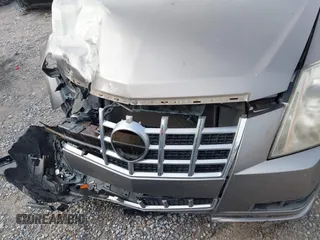 2012 Cadillac CTS with VIN 1G6DA5E50C0152500, listed as a IAAI auction lot 41864677 with 163,594 mi miles and . Bid and sale history available at DreamBid. Image 6.