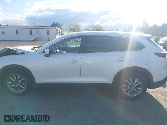 2018 Mazda CX-9 Touring with VIN JM3TCACYXJ0218600, listed as a IAAI auction lot 42032066 with 35,736 mi miles and . Bid and sale history available at carsss.com. Image 14.