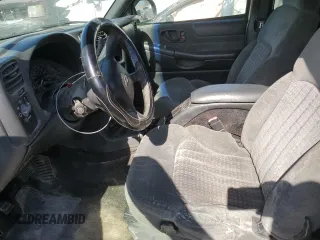 2002 Chevrolet S-10 LS with VIN 1GCCT19W828154137, listed as a Copart auction lot 43566524 with 0 mi miles and Salvage Title. Bid and sale history available at carsss.com. Image 7.