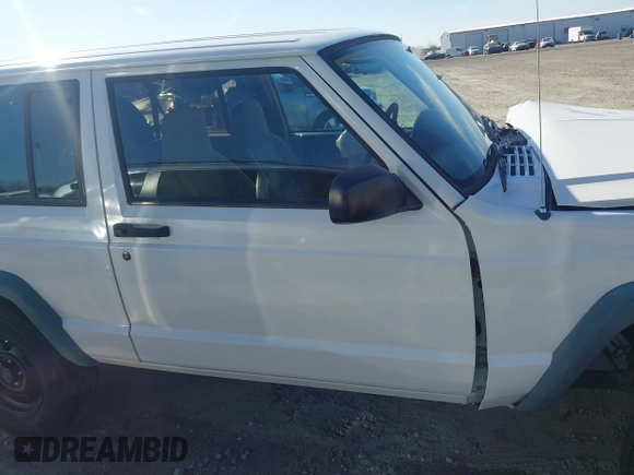 1998 Jeep Cherokee with VIN 1J4FJ27S7WL200871, listed as a IAAI auction lot 41791329 with 122,620 mi miles and . Bid and sale history available at DreamBid. Image 13.