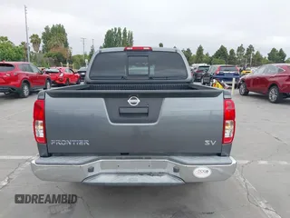 2017 Nissan Frontier SV z VIN 1N6AD0ER4HN759021, wystawiony jako IAAI lot #42459650 z przebiegiem 93 071 mil mil oraz . Historia ofert i sprzedaży dostępna na DreamBid. Obrazek 17.