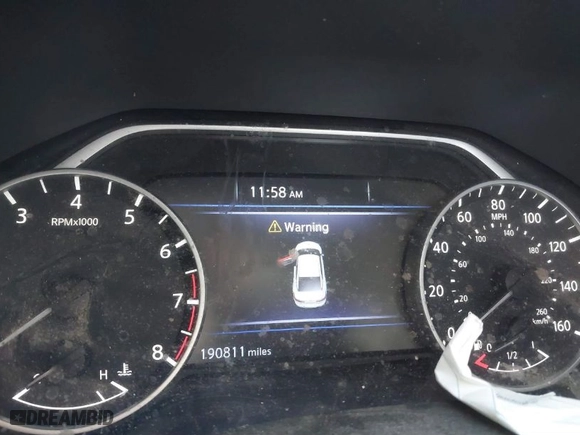 2019 Nissan Maxima S with VIN 1N4AA6AV0KC373884, listed as a IAAI auction lot 41585114 with 190,811 mi miles. Bid and sale history available at carsss.com. Image 15.