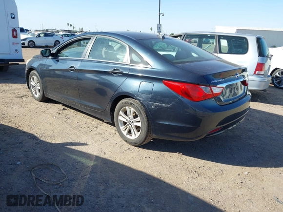 2013 Hyundai Sonata GLS z VIN 5NPEB4ACXDH810745, wystawiony jako IAAI lot #42257271 z przebiegiem 234 079 mil mil oraz . Historia ofert i sprzedaży dostępna na DreamBid. Obrazek 3.