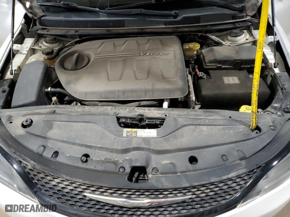 2015 Chrysler 200 S with VIN 1C3CCCDG1FN636665, listed as a Copart auction lot 50045655 with 110,905 mi miles and Salvage Title. Bid and sale history available at carsss.com. Image 12.