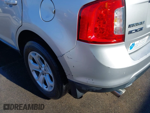 2011 Ford Edge Limited with VIN 2FMDK3KC2BBA02771, listed as a IAAI auction lot 41444370 with 211,725 mi miles. Bid and sale history available at carsss.com. Image 14.