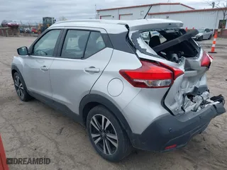 2020 Nissan Kicks SV with VIN 3N1CP5CV1LL502166, listed as a IAAI auction lot 41737870 with 49,722 mi miles. Bid and sale history available at carsss.com. Image 3.