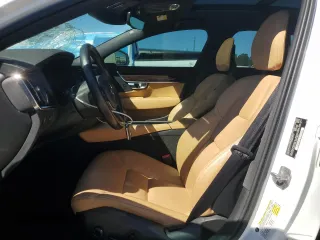 2018 Volvo S90 Momentum with VIN LVY982MK3JP024026, listed as a Copart auction lot 45590905 with 82,121 mi miles and Salvage Title. Bid and sale history available at carsss.com. Image 7.