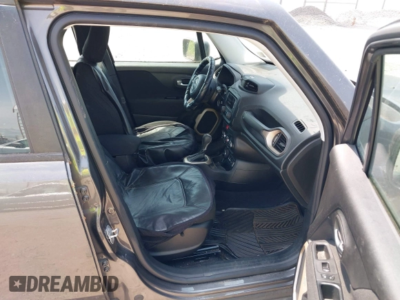 2017 Jeep Renegade Sport with VIN ZACCJBAB7HPG36829, listed as a IAAI auction lot 39881153 with 124,471 mi miles and . Bid and sale history available at carsss.com. Image 5.