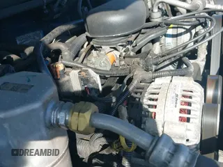 2001 Chevrolet S-10 LS with VIN 1GCCS19WX18259344, listed as a IAAI auction lot 41885132 with 77,628 mi miles and . Bid and sale history available at DreamBid. Image 13.