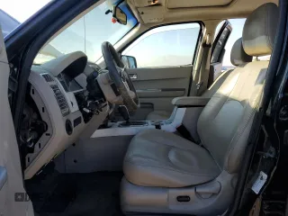 2008 Mercury Mariner with VIN 4M2CU29H68KJ36634, listed as a Copart auction lot 84690984 with 233,490 mi miles and Salvage Title. Bid and sale history available at carsss.com. Image 7.