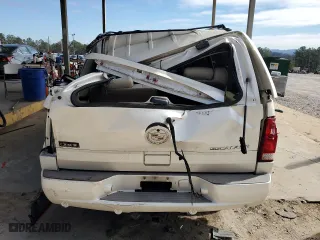 2005 Cadillac Escalade with VIN 1GYEC63N85R267956, listed as a Copart auction lot 46245185 with 85,946 mi miles and Salvage Title. Bid and sale history available at carsss.com. Image 6.