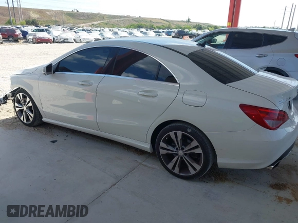 2016 Mercedes-Benz CLA 250 z VIN WDDSJ4EB6GN324399, wystawiony jako IAAI lot #42144858 z przebiegiem 100 019 mil mil oraz . Historia ofert i sprzedaży dostępna na DreamBid. Obrazek 15.