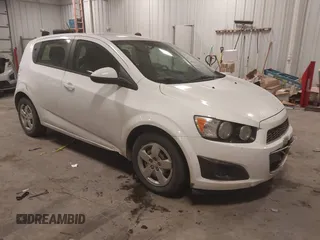 2015 Chevrolet Sonic LS with VIN 1G1JA6SH4F4197577, listed as a IAAI auction lot 41115460 with 115,000 mi miles and . Bid and sale history available at DreamBid. Image 1.