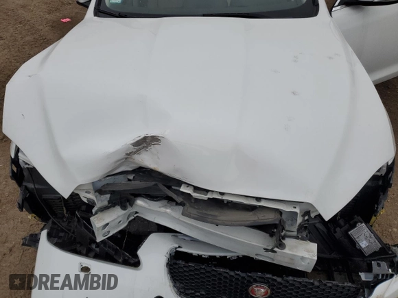 2016 Jaguar XJ R-Sport с VIN SAJWJ1CD9G8V92958, выставлен на аукционе Copart как лот 44177915 с пробегом Не указан миль и Списание • Salvage title. История ставок и продаж доступна на DreamBid. Изображение 12.