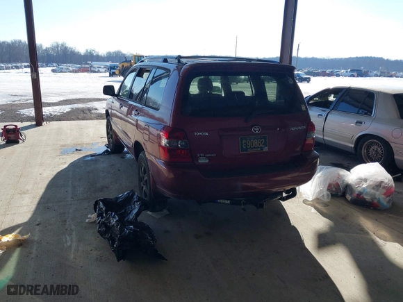 2006 Toyota Highlander w/3rd Row with VIN JTEEP21A660155533, listed as a IAAI auction lot 41404750 with 236,664 mi miles. Bid and sale history available at carsss.com. Image 3.