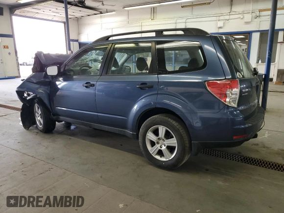 2011 Subaru Forester X z VIN JF2SHABC0BH717387, wystawiony jako Copart lot #56250145 z przebiegiem Nie podano mil oraz Szkoda całkowita • Salvage title. Historia ofert i sprzedaży dostępna na DreamBid. Obrazek 2.