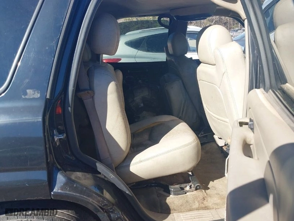 2006 GMC Yukon SLE with VIN 1GKEC13Z86R137774, listed as a IAAI auction lot 41649520 with 1 mi miles. Bid and sale history available at carsss.com. Image 8.