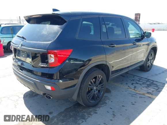 2021 Honda Passport Sport z VIN 5FNYF8H21MB038592, wystawiony jako IAAI lot #41955838 z przebiegiem 31 844 mil mil oraz . Historia ofert i sprzedaży dostępna na DreamBid. Obrazek 4.