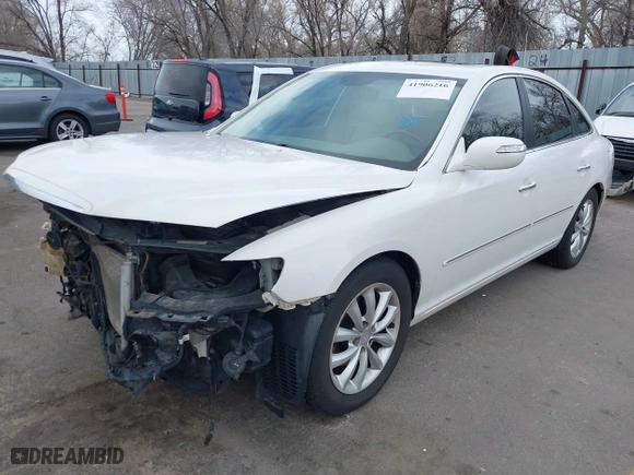 2007 Hyundai Azera SE with VIN KMHFC46F27A232569, listed as a IAAI auction lot 41906216 with 158,314 mi miles. Bid and sale history available at carsss.com. Image 18.