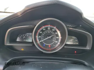 2015 Mazda 3 i Sport z VIN 3MZBM1U70FM215164, wystawiony jako Copart lot #57527785 z przebiegiem 144 621 mil mil oraz Szkoda całkowita • Salvage title. Historia ofert i sprzedaży dostępna na DreamBid. Obrazek 9.