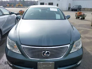 2007 Lexus LS 460 with VIN JTHBL46F975046019, listed as a IAAI auction lot 41774394 with 164,470 mi miles. Bid and sale history available at carsss.com. Image 12.