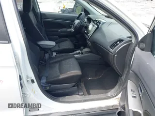 2021 Mitsubishi Outlander SE z VIN JA4APVAU9MU022067, wystawiony jako IAAI lot #42424354 z przebiegiem 74 731 mil mil oraz . Historia ofert i sprzedaży dostępna na DreamBid. Obrazek 5.