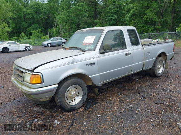 1996 Ford Ranger XL с VIN 1FTCR14U5TPA85077, выставлен на аукционе IAAI как лот 42115753 с пробегом 196 445 миль миль и . История ставок и продаж доступна на DreamBid. Изображение 2.