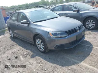 2012 Volkswagen Jetta SE с VIN 3VWDP7AJ3CM309148, выставлен на аукционе IAAI как лот 42417795 с пробегом 136 449 миль миль и . История ставок и продаж доступна на DreamBid. Изображение 1.