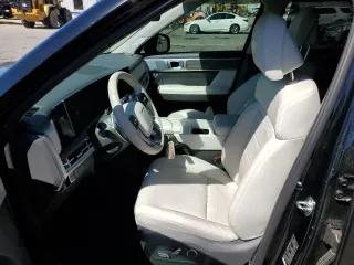 2024 Hyundai Santa Fe Limited z VIN 5NMP44GL4RH026723, wystawiony jako Copart lot #49914075 z przebiegiem 16 680 mil mil oraz Szkoda całkowita • Salvage title. Historia ofert i sprzedaży dostępna na DreamBid. Obrazek 7.